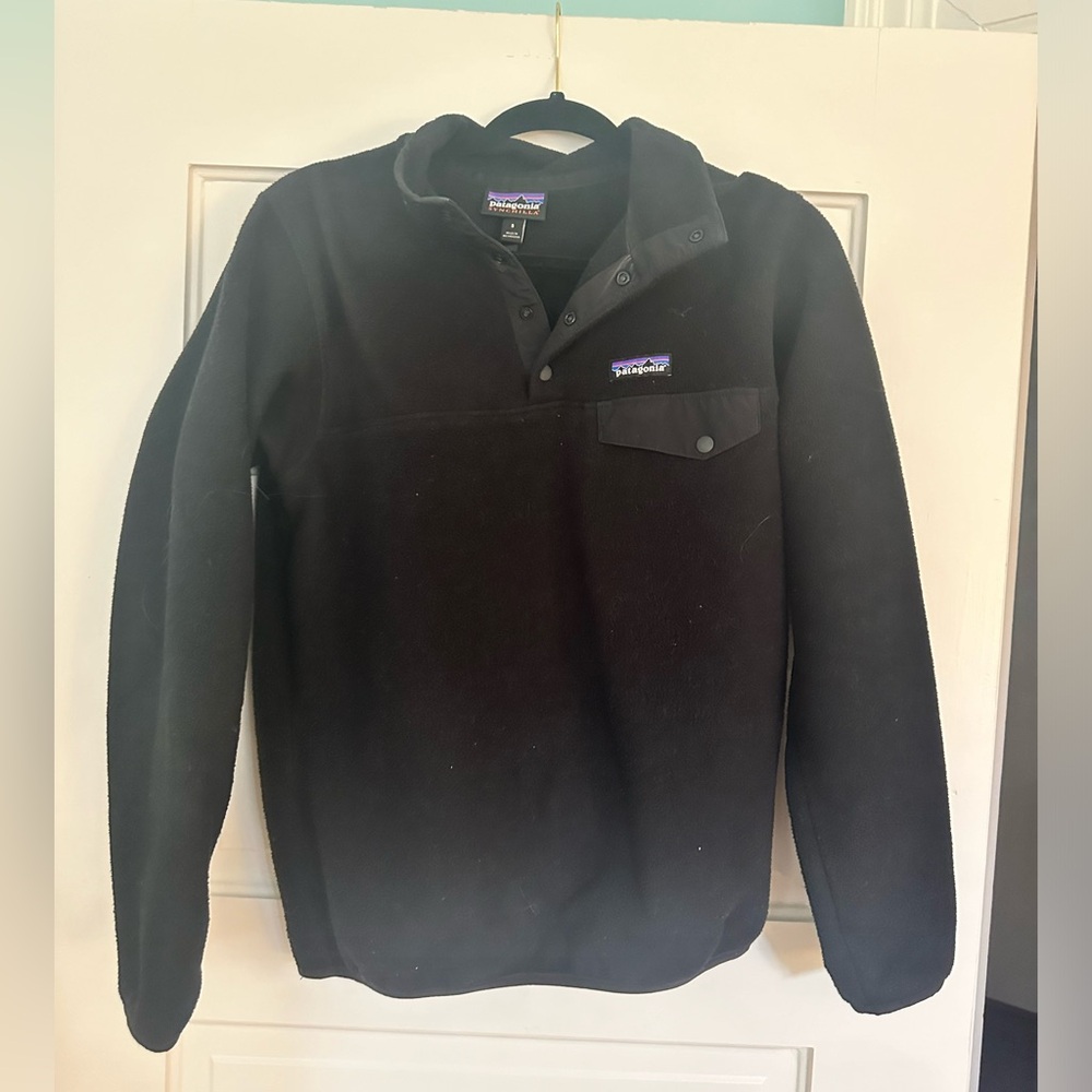 Black Patagonia quarterzip button jacket size small